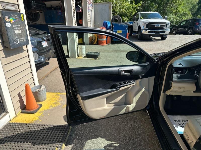 Toyota Camry L 2012