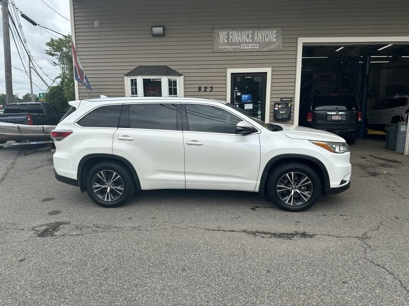 Toyota Highlander XLE AWD V6 2016