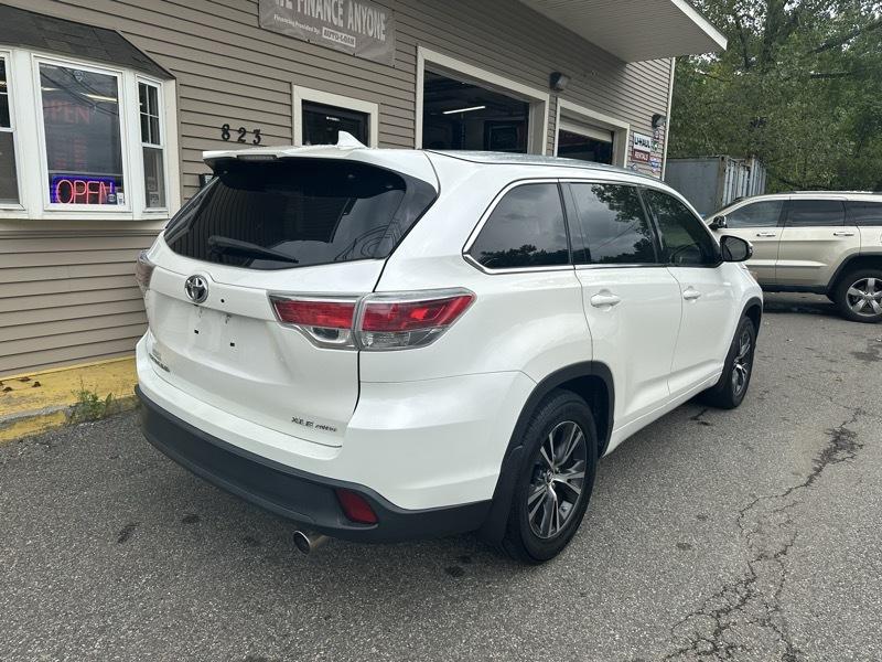 Toyota Highlander XLE AWD V6 2016