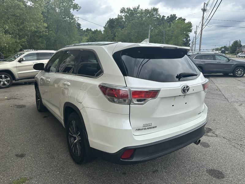 Toyota Highlander XLE AWD V6 2016