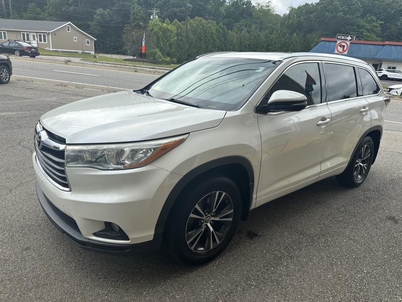 Toyota Highlander XLE AWD V6 2016