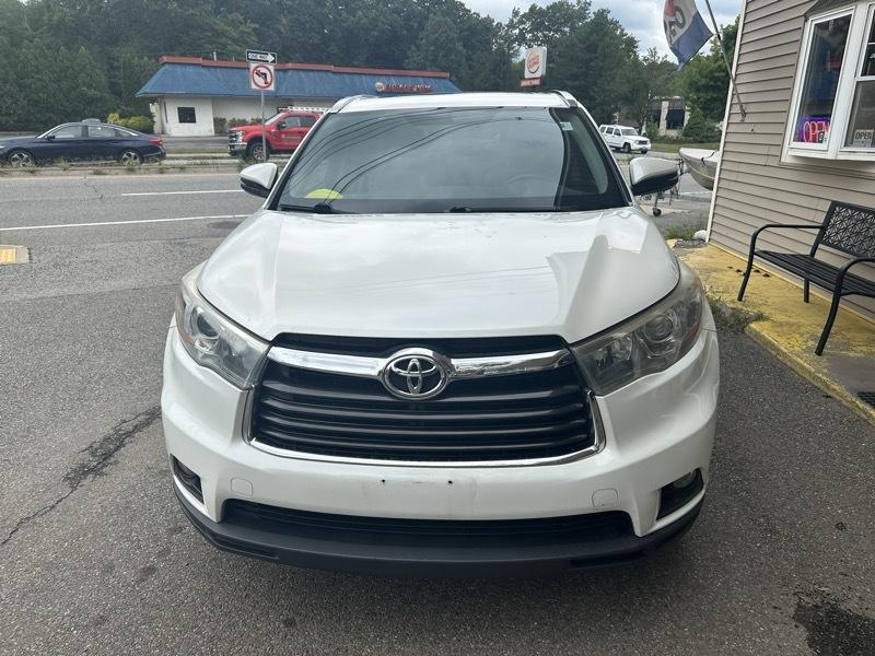 Toyota Highlander XLE AWD V6 2016