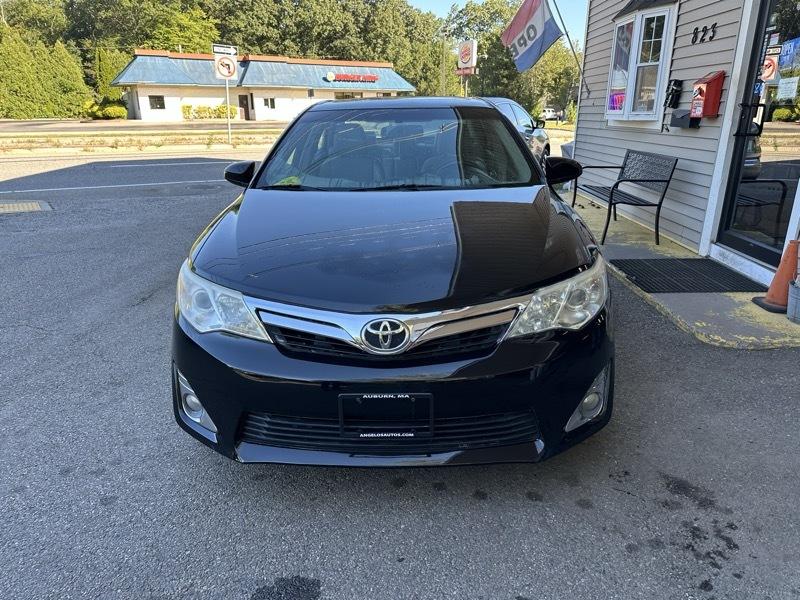 Toyota Camry XLE V6 2014