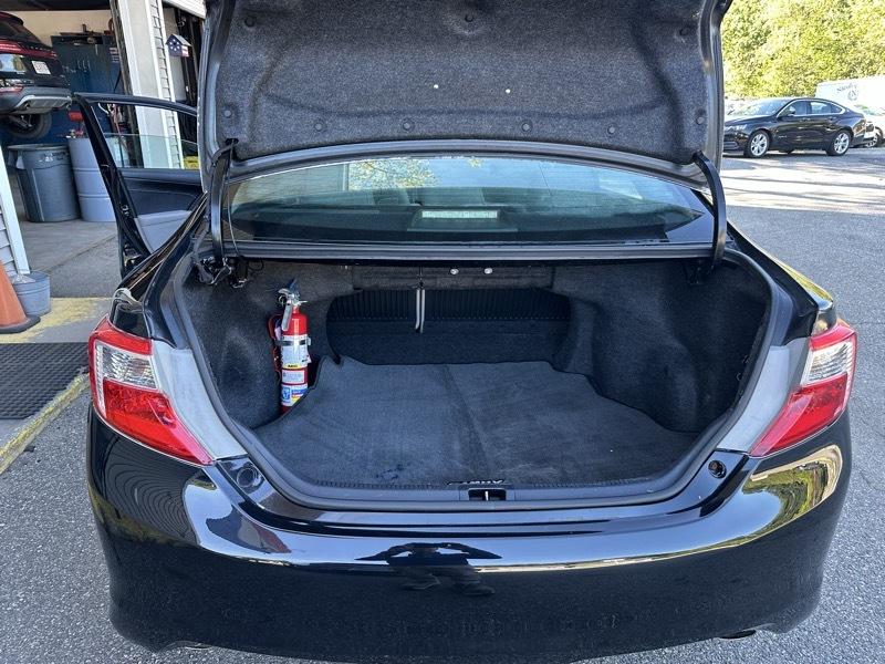 Toyota Camry XLE V6 2014