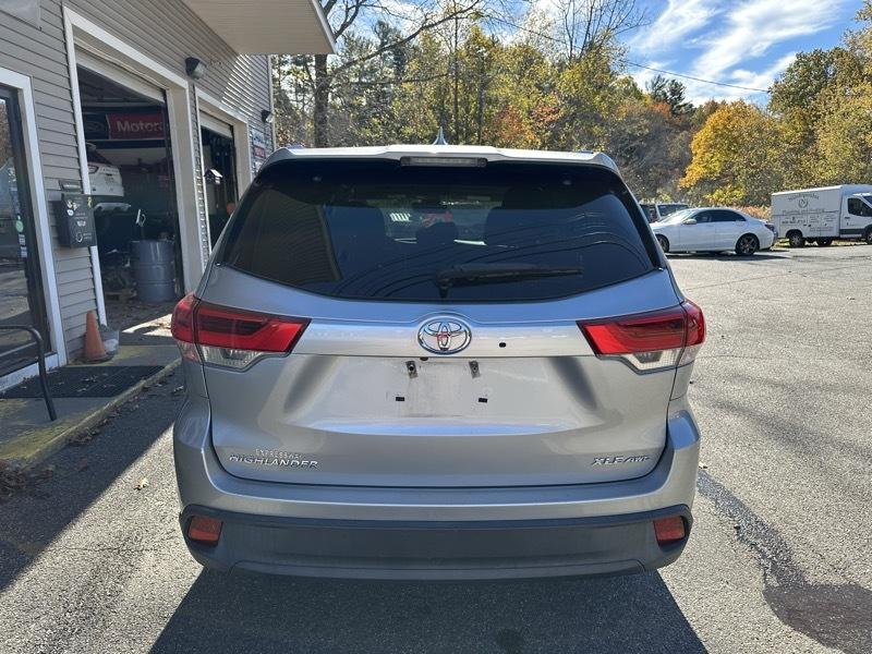 Toyota Highlander XLE 2018