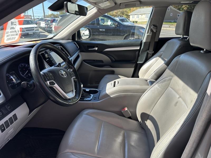 Toyota Highlander XLE 2018