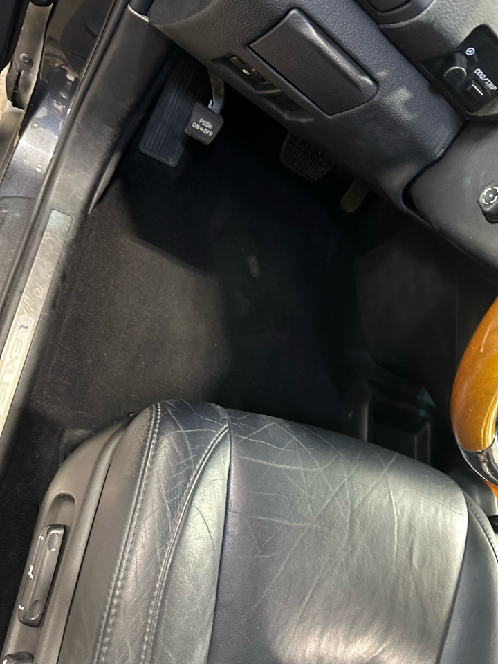 Cadillac ATS  2000 Cadillac ATS  2000