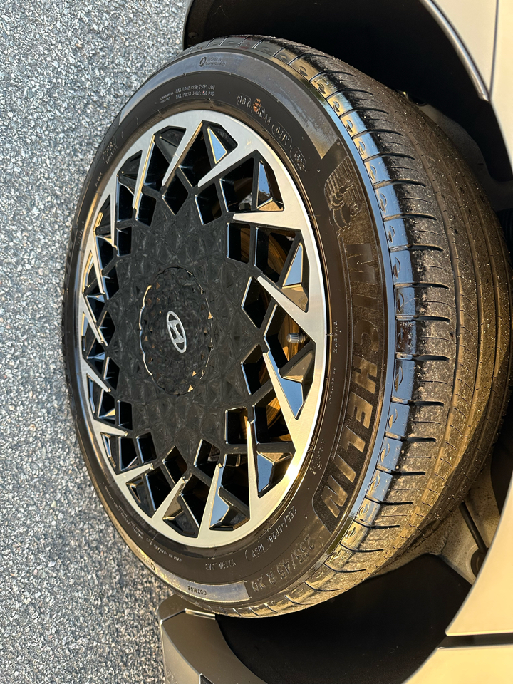 Cadillac ATS  2000 Cadillac ATS  2000