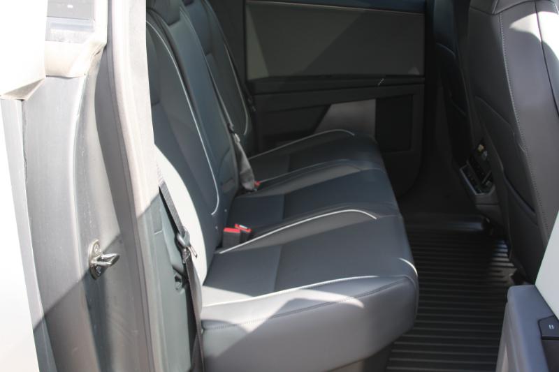 2025 Tesla Cybertruck All-Wheel Drive photo 42