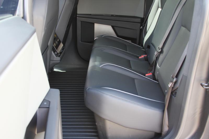 2025 Tesla Cybertruck All-Wheel Drive photo 47