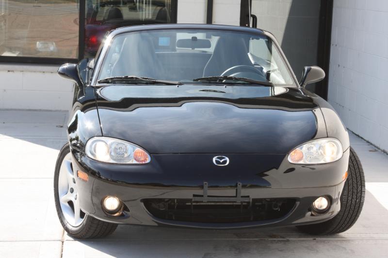 2003 Mazda MX-5 Miata Miata LS photo 3