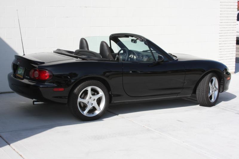 2003 Mazda MX-5 Miata Miata LS photo 7