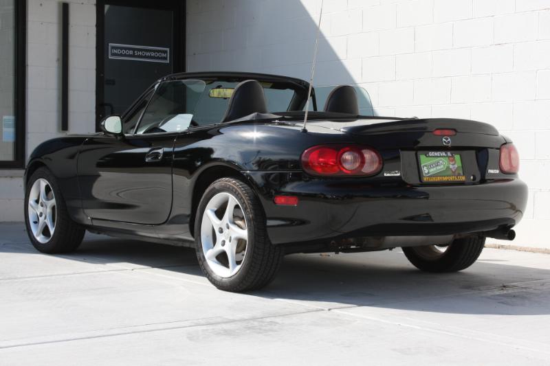 2003 Mazda MX-5 Miata Miata LS photo 10