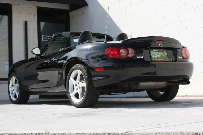 2003 Mazda MX-5 Miata Miata LS photo 11