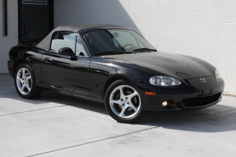 2003 Mazda MX-5 Miata Miata LS photo 25