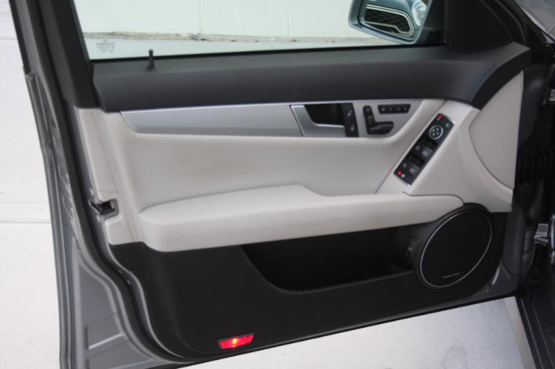 Mercedes-Benz C-Class C300 4MATIC Sport Sedan 2013 Mercedes-Benz C-Class C300 4MATIC Sport Sedan 2013