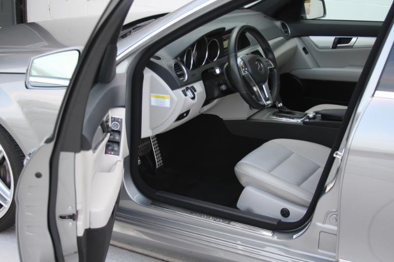 Mercedes-Benz C-Class C300 4MATIC Sport Sedan 2013 Mercedes-Benz C-Class C300 4MATIC Sport Sedan 2013