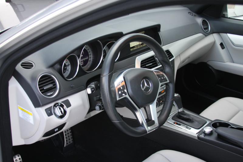 Mercedes-Benz C-Class C300 4MATIC Sport Sedan 2013 Mercedes-Benz C-Class C300 4MATIC Sport Sedan 2013