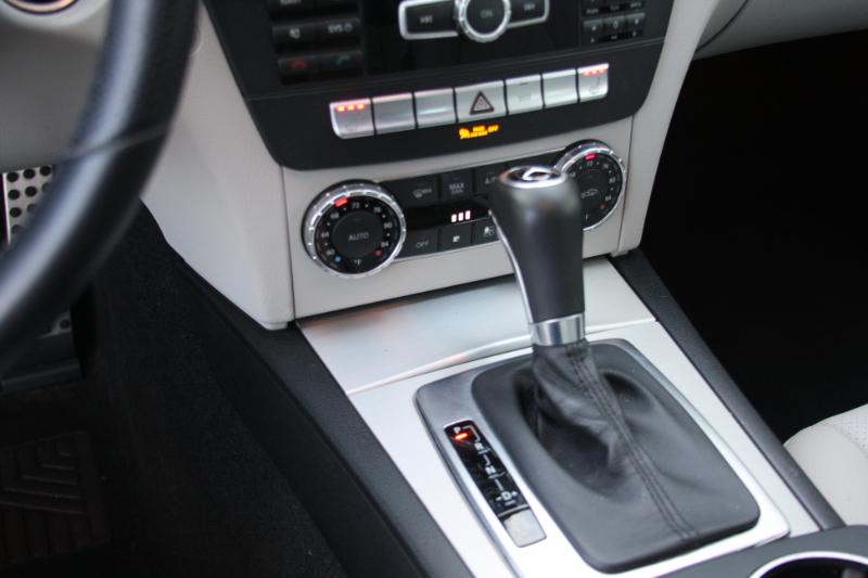 Mercedes-Benz C-Class C300 4MATIC Sport Sedan 2013 Mercedes-Benz C-Class C300 4MATIC Sport Sedan 2013