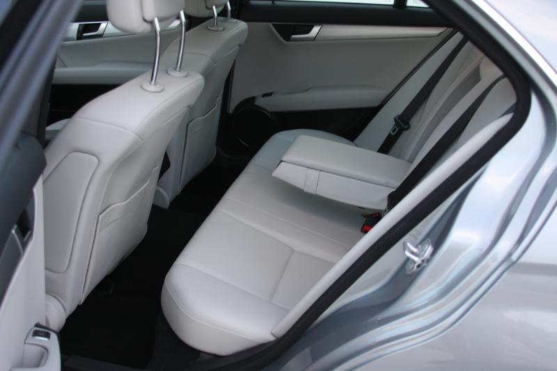 Mercedes-Benz C-Class C300 4MATIC Sport Sedan 2013 Mercedes-Benz C-Class C300 4MATIC Sport Sedan 2013