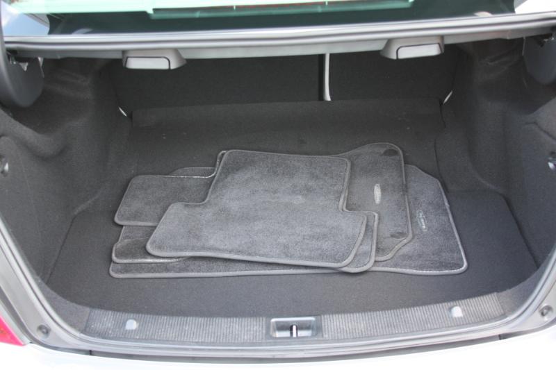 Mercedes-Benz C-Class C300 4MATIC Sport Sedan 2013 Mercedes-Benz C-Class C300 4MATIC Sport Sedan 2013