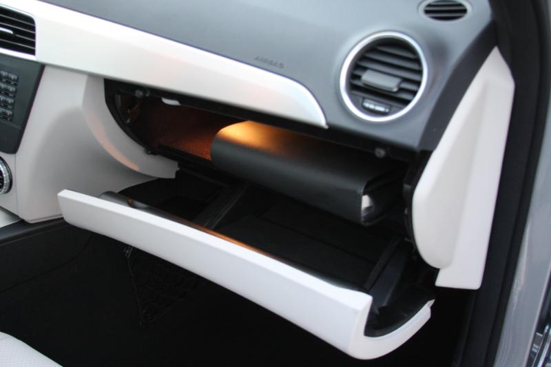 Mercedes-Benz C-Class C300 4MATIC Sport Sedan 2013 Mercedes-Benz C-Class C300 4MATIC Sport Sedan 2013