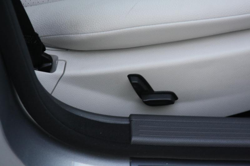 Mercedes-Benz C-Class C300 4MATIC Sport Sedan 2013 Mercedes-Benz C-Class C300 4MATIC Sport Sedan 2013