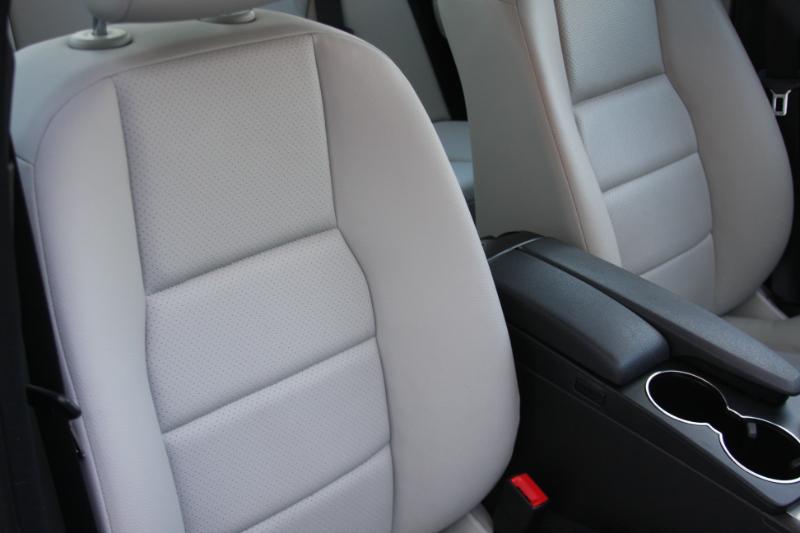 Mercedes-Benz C-Class C300 4MATIC Sport Sedan 2013 Mercedes-Benz C-Class C300 4MATIC Sport Sedan 2013