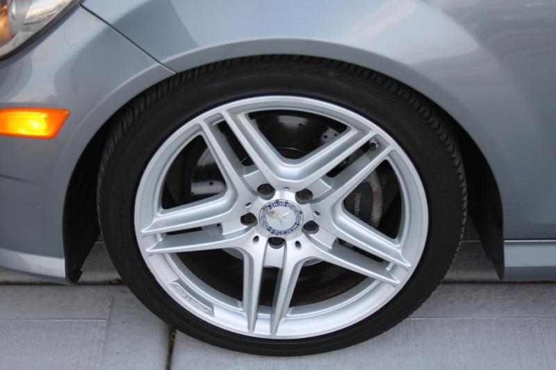 Mercedes-Benz C-Class C300 4MATIC Sport Sedan 2013 Mercedes-Benz C-Class C300 4MATIC Sport Sedan 2013