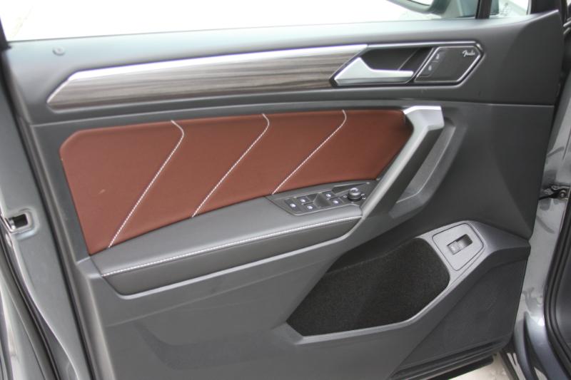 Volkswagen Tiguan SEL R-Line 4MOTION 2024