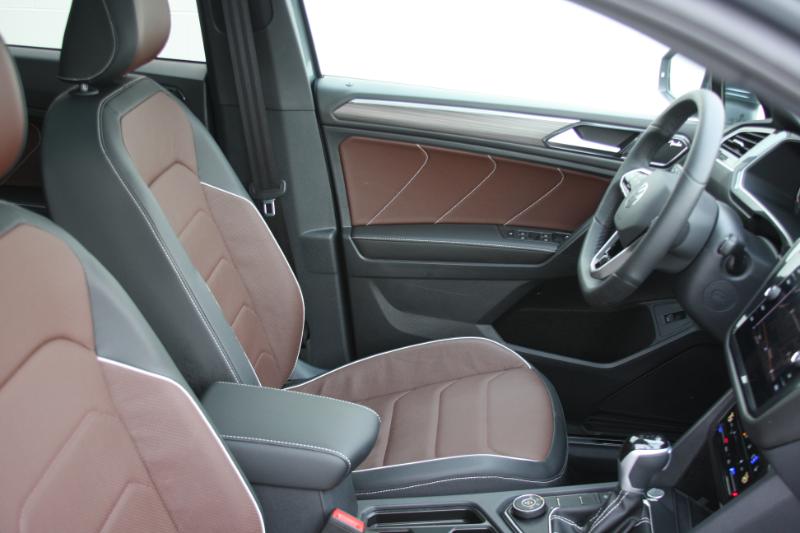 Volkswagen Tiguan SEL R-Line 4MOTION 2024