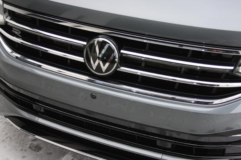 Volkswagen Tiguan SEL R-Line 4MOTION 2024