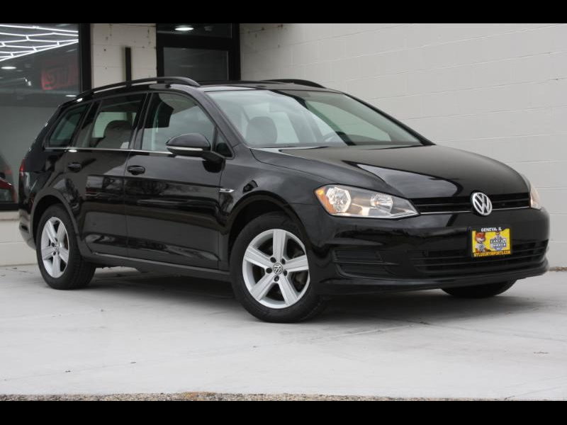2015 Volkswagen Golf SportWagen TDI S's photo