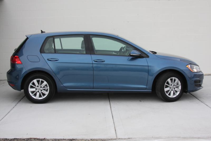 Volkswagen Golf TSI S 6A 2015
