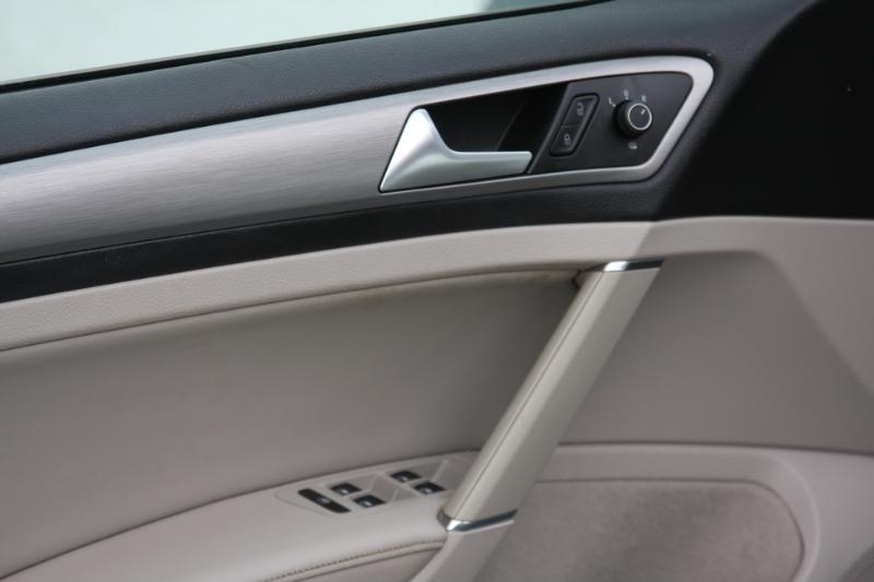 Volkswagen Golf TSI S 6A 2015