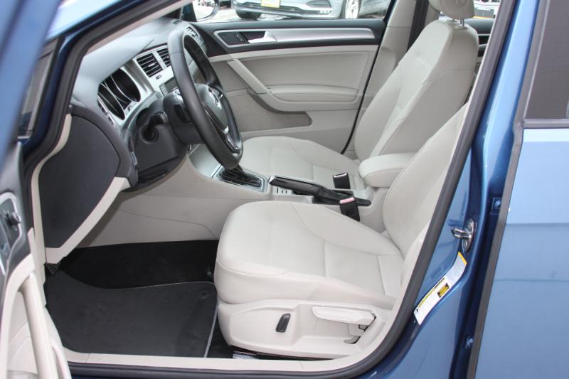 Volkswagen Golf TSI S 6A 2015