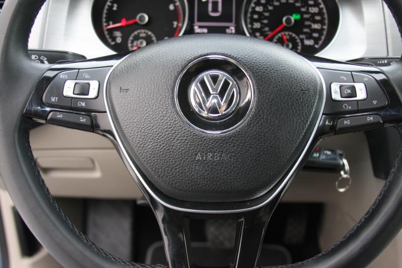 Volkswagen Golf TSI S 6A 2015