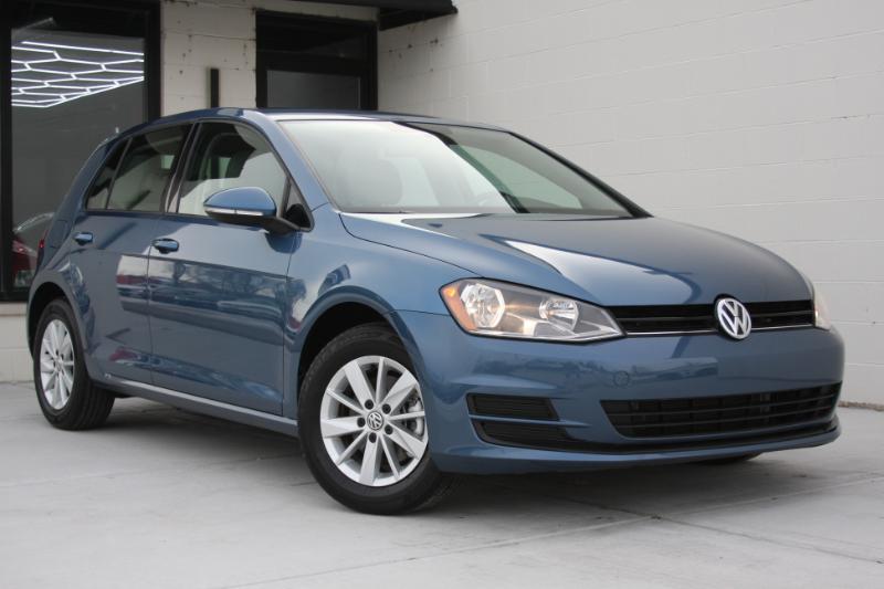 Volkswagen Golf TSI S 6A 2015