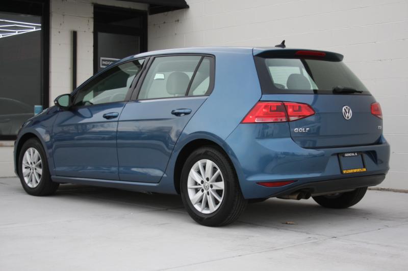 Volkswagen Golf TSI S 6A 2015