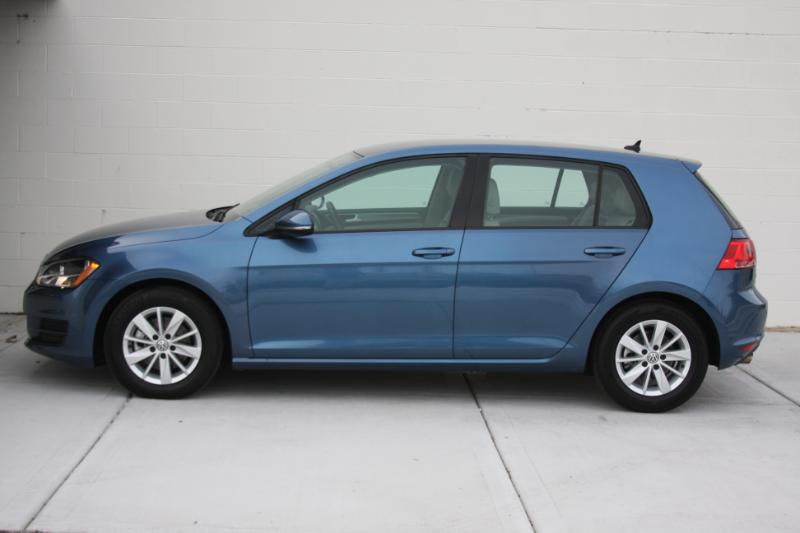 Volkswagen Golf TSI S 6A 2015
