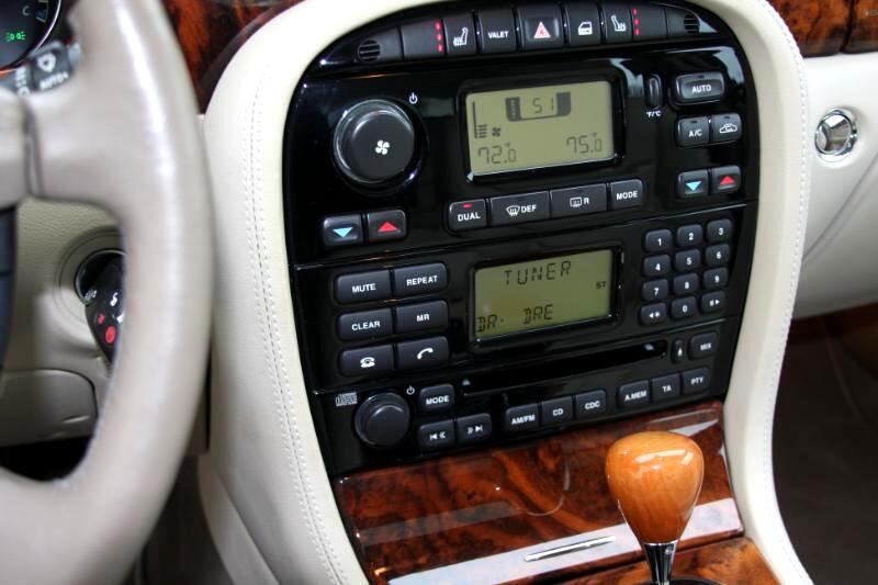 Jaguar XJ-Series XJ8 2004