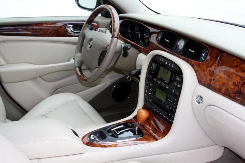 Jaguar XJ-Series XJ8 2004