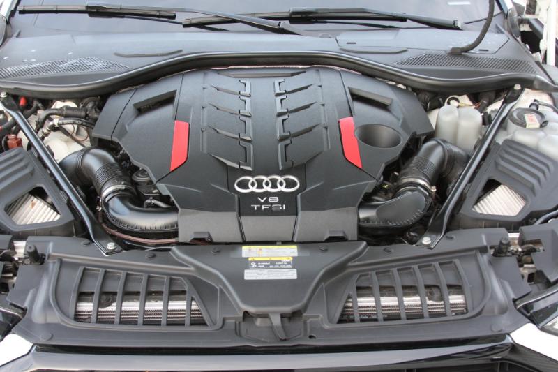 Audi S8  2021