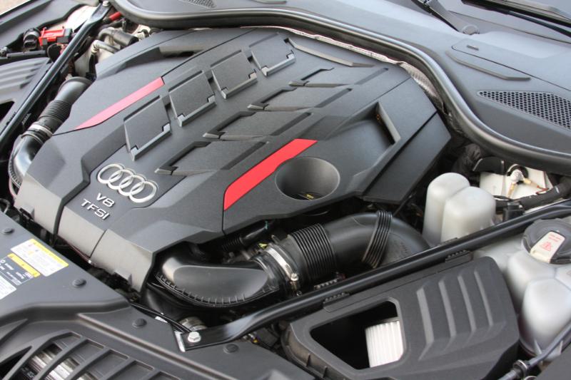 Audi S8  2021