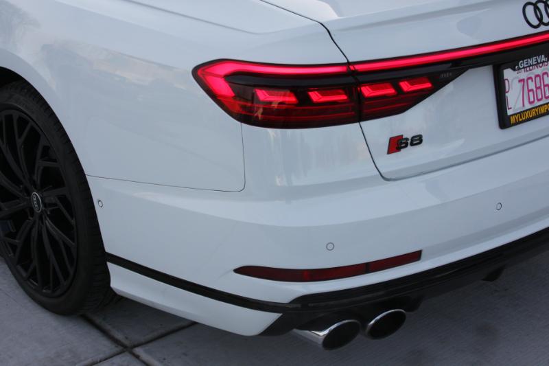 Audi S8  2021