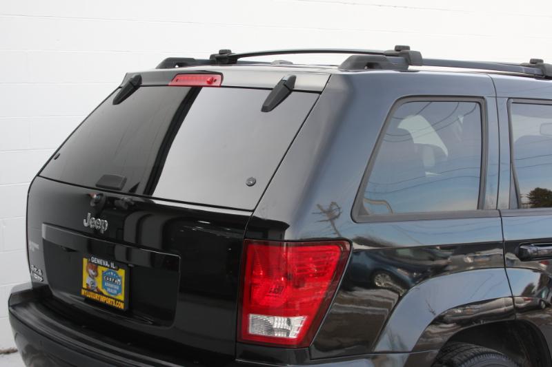 Jeep Grand Cherokee Laredo 4WD 2010