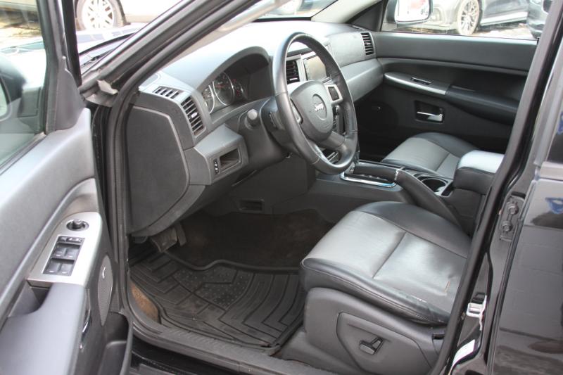 Jeep Grand Cherokee Laredo 4WD 2010