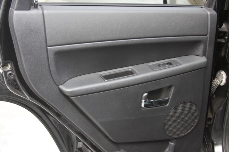 Jeep Grand Cherokee Laredo 4WD 2010