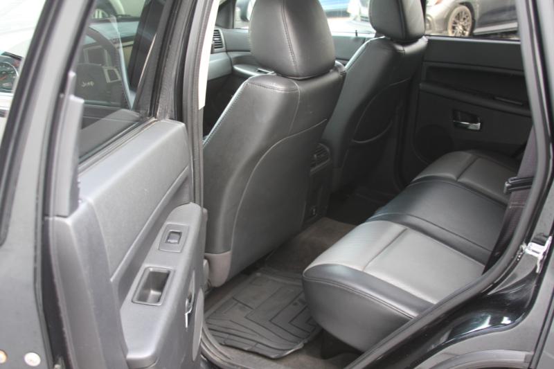 Jeep Grand Cherokee Laredo 4WD 2010