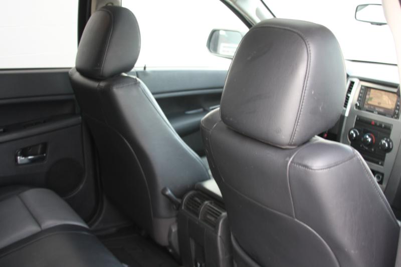 Jeep Grand Cherokee Laredo 4WD 2010